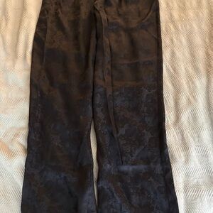 Vintage 100% Silk Floral Quiet Luxury Pants Black Small luxe lounge modern